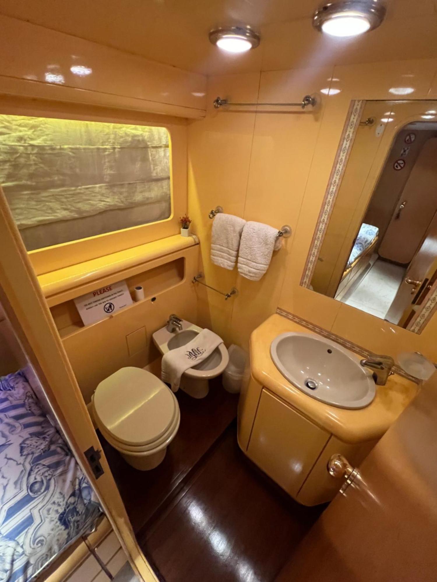 Riti Yacht Hotel Kalkara Eksteriør billede