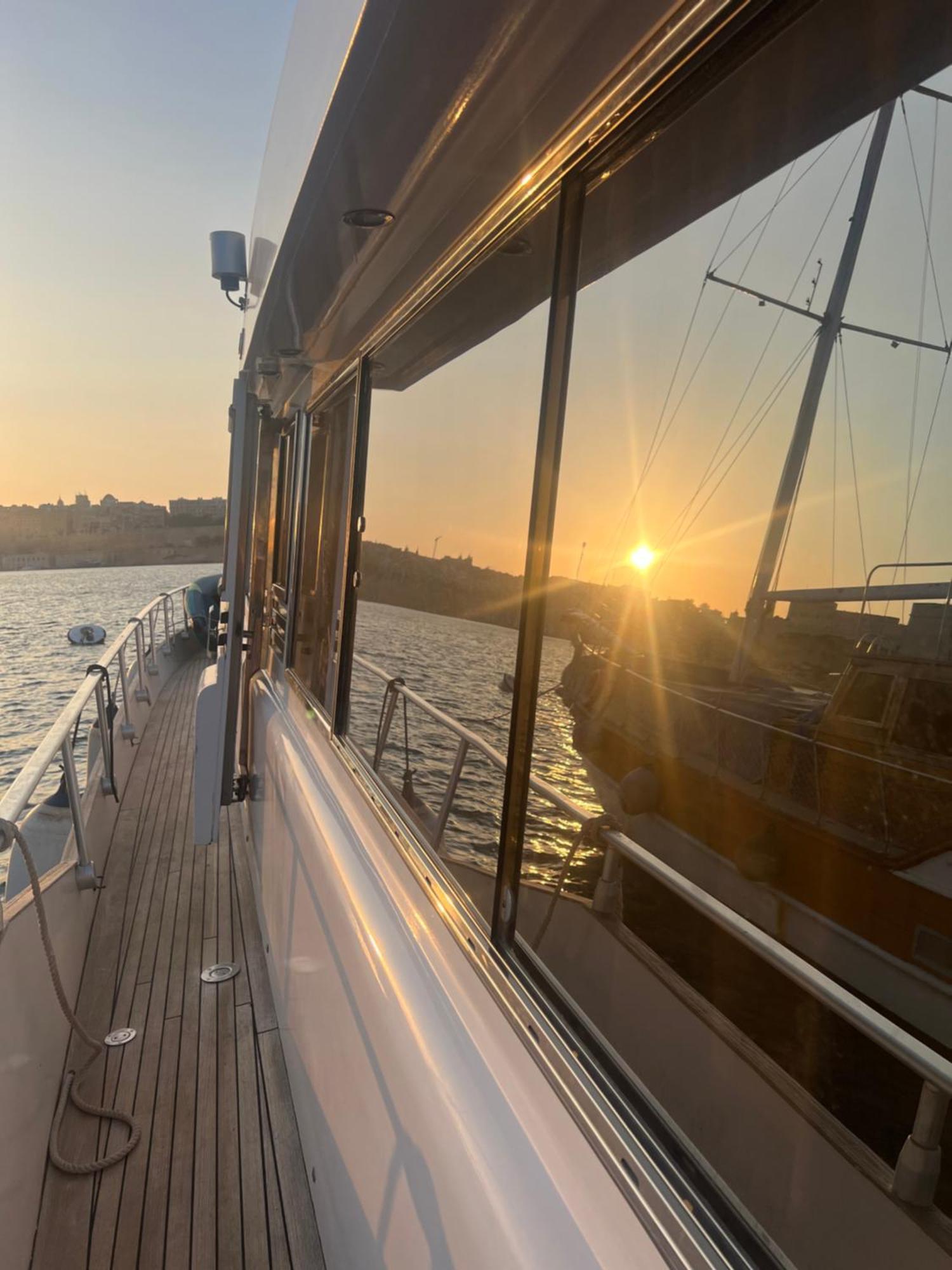 Riti Yacht Hotel Kalkara Eksteriør billede