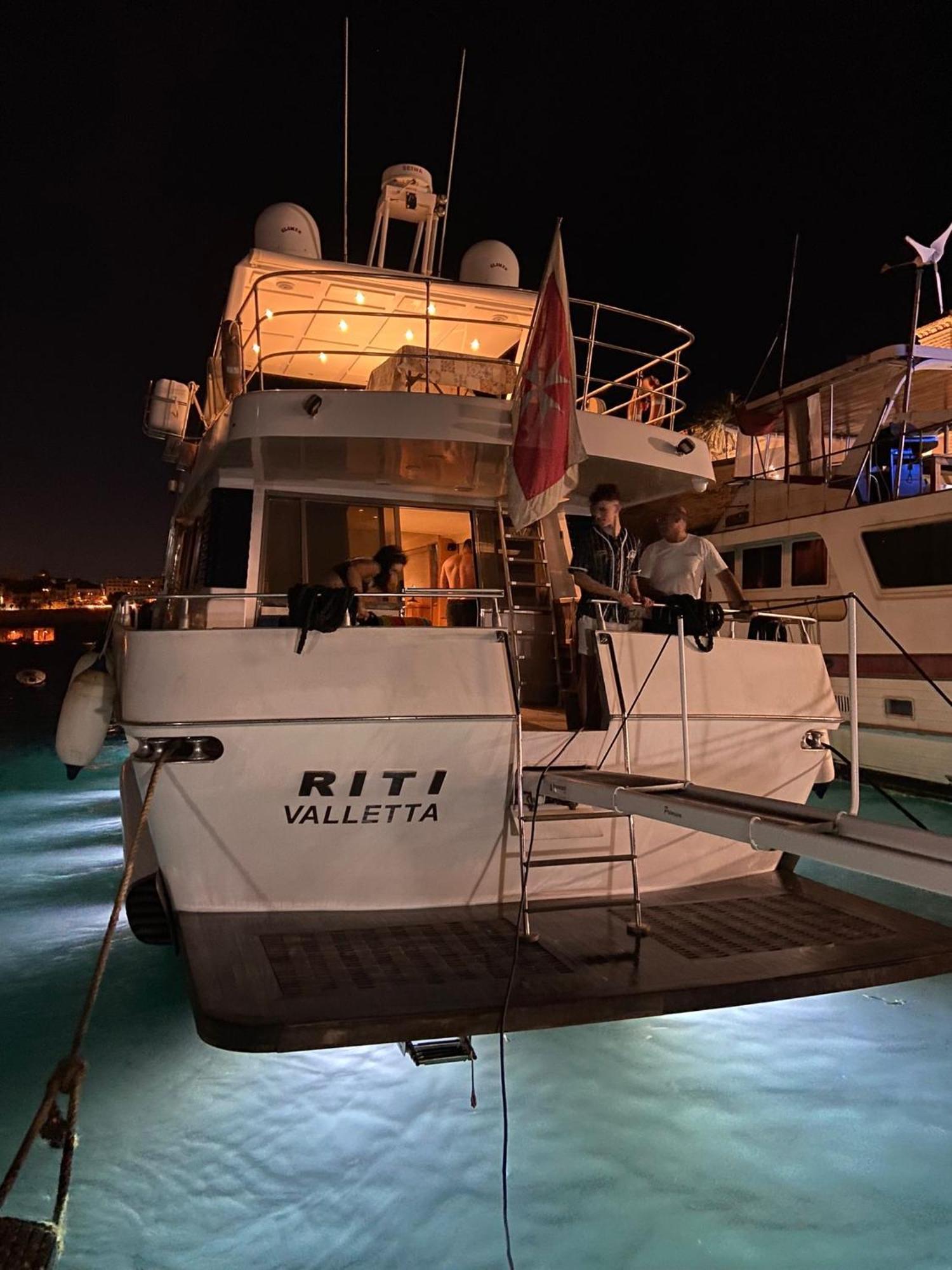 Riti Yacht Hotel Kalkara Eksteriør billede