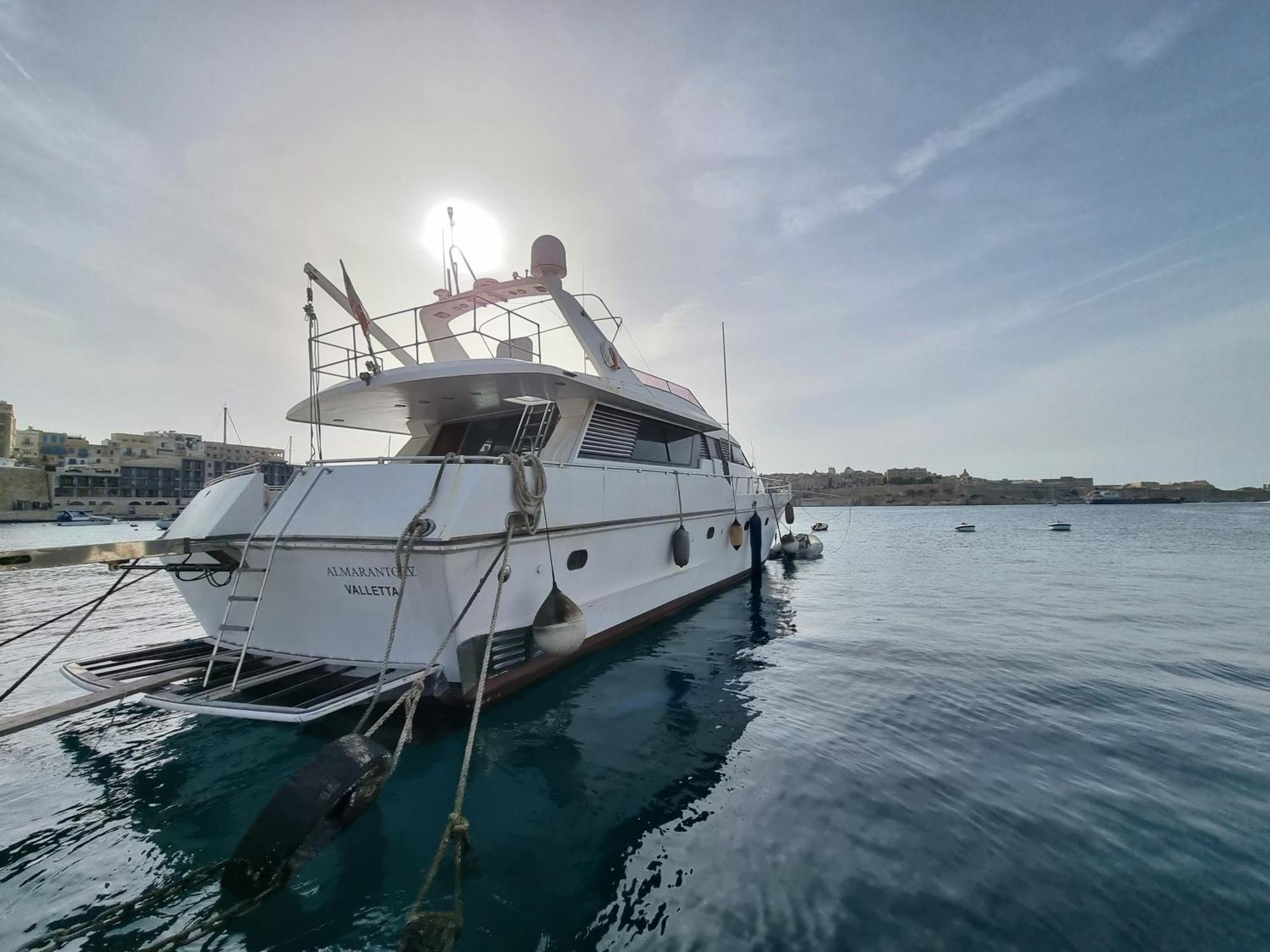 Riti Yacht Hotel Kalkara Eksteriør billede
