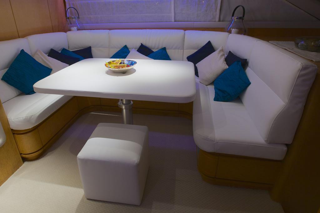 Riti Yacht Hotel Kalkara Eksteriør billede