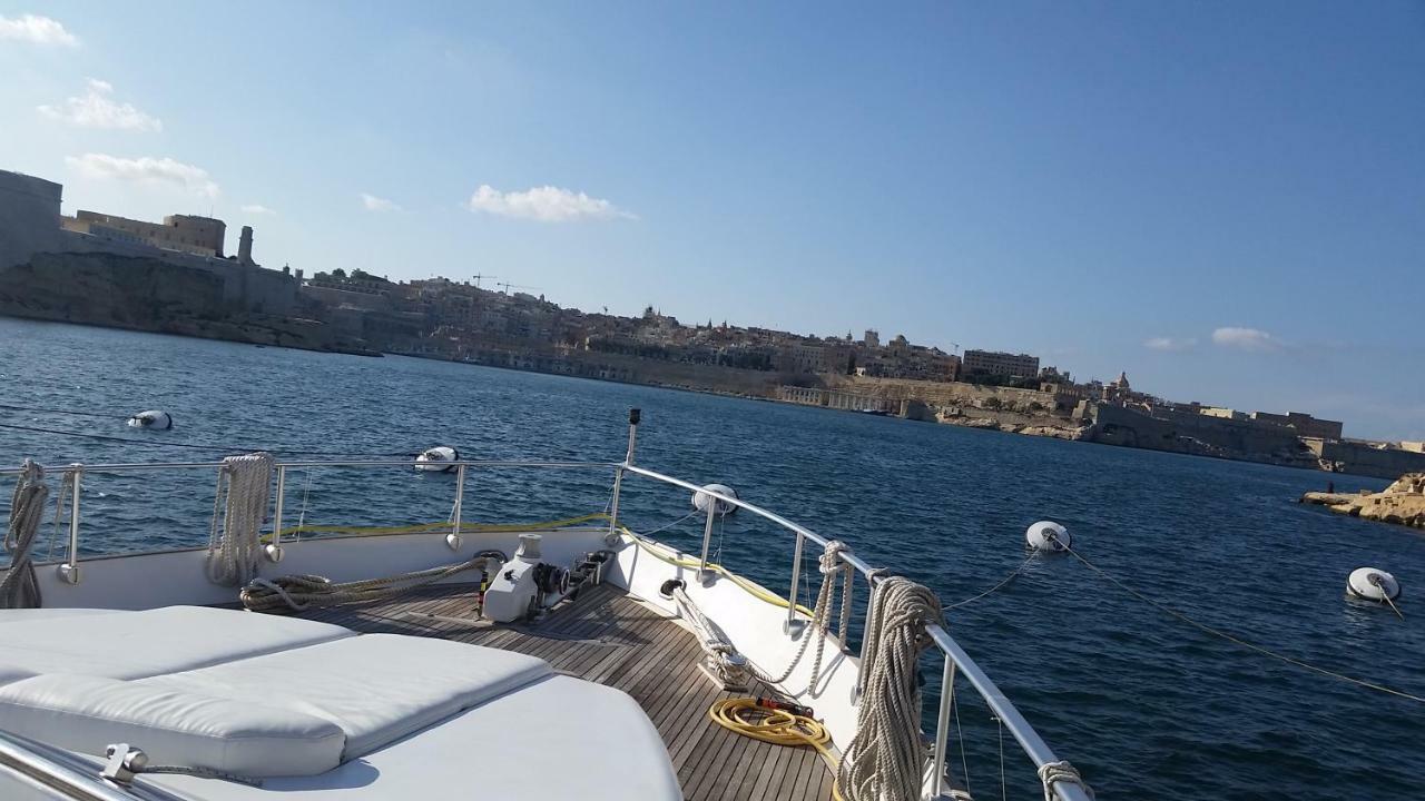 Riti Yacht Hotel Kalkara Eksteriør billede