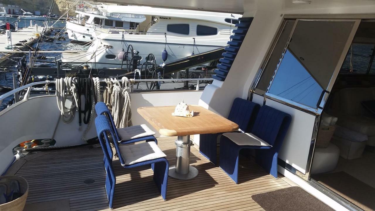 Riti Yacht Hotel Kalkara Eksteriør billede