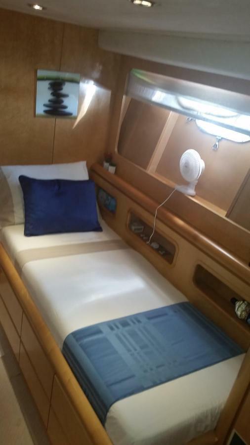 Riti Yacht Hotel Kalkara Eksteriør billede