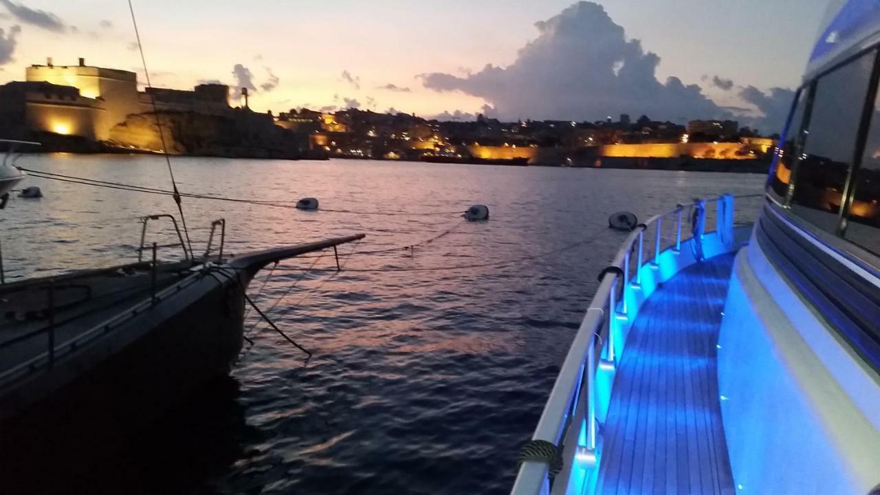 Riti Yacht Hotel Kalkara Eksteriør billede