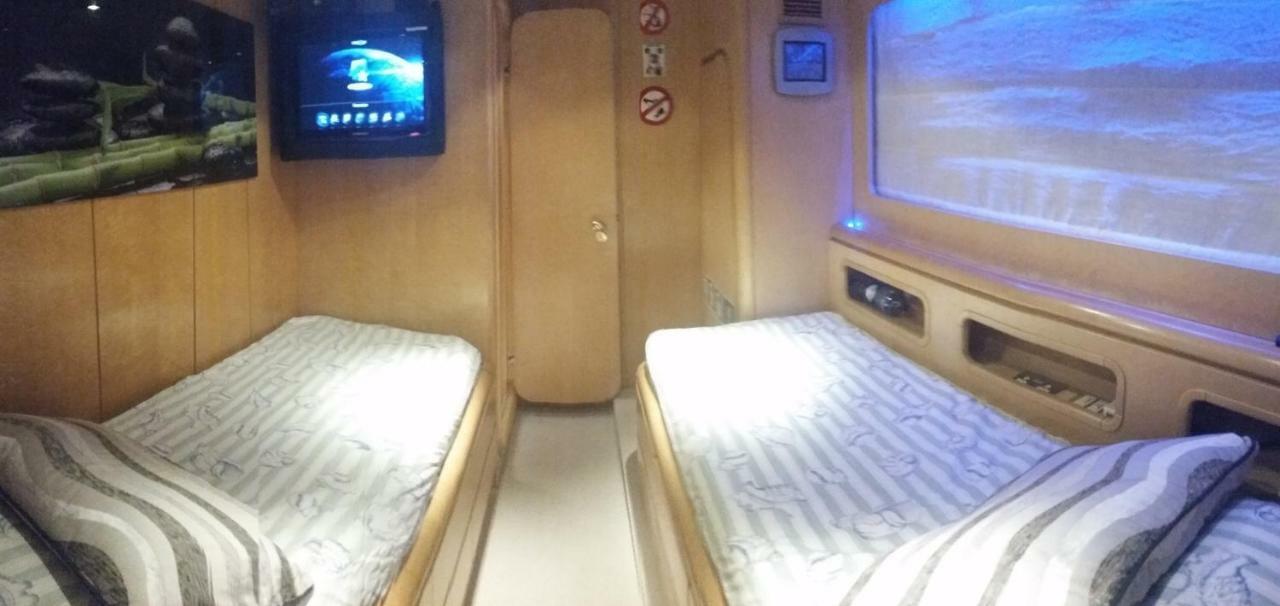 Riti Yacht Hotel Kalkara Eksteriør billede