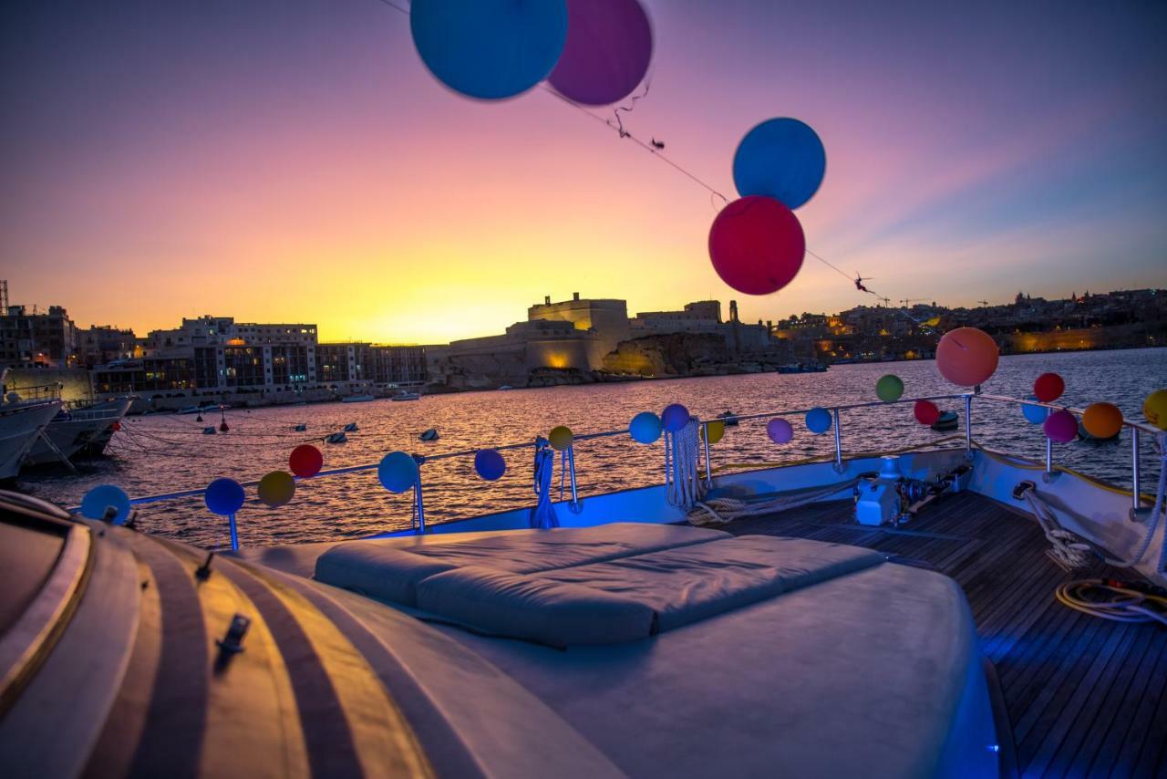 Riti Yacht Hotel Kalkara Eksteriør billede